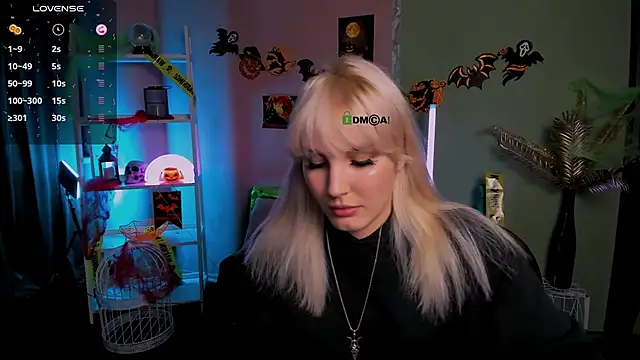 Snapshot of marta_smith chatting on October 24, 2025, 7:43 pm marta smith online show from October 24, 2025, 7:43 pm