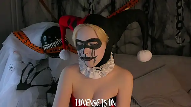 ElizSpieth online show from October 31, 2025, 1:17 am