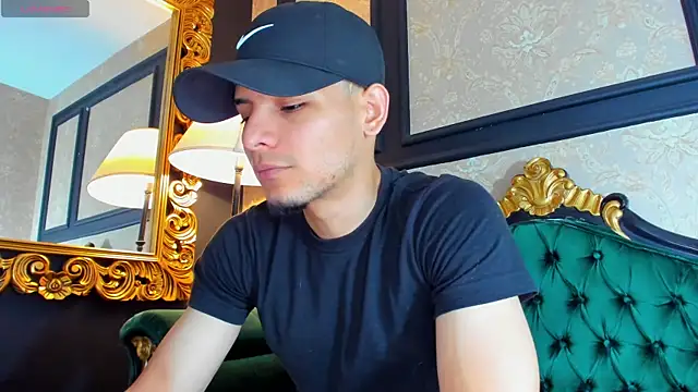 AlessandroKiing online show from May 26, 2026, 9:11 pm