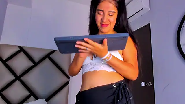 Lucy-23 online show from March 27, 2026, 5:02 am