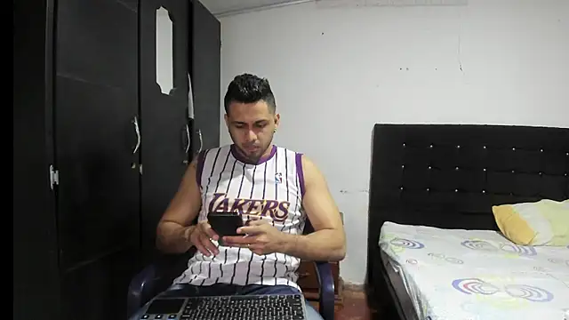 Ryan xc1 online show from November 10, 2025, 8:08 pm