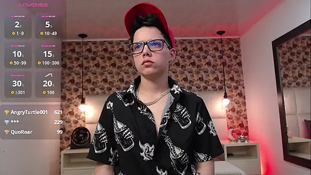 Snapshot of SpencerMontgomery chatting on September 13, 2025, 7:19 am SpencerMontgomery online show from September 13, 2025, 7:19 am