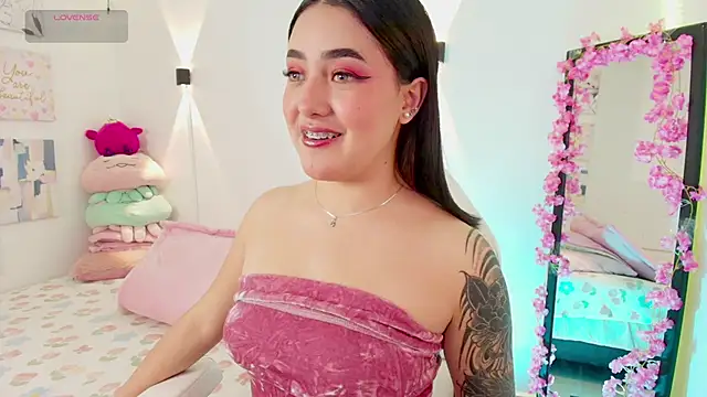 justonecute online show from September 23, 2025, 2:14 am