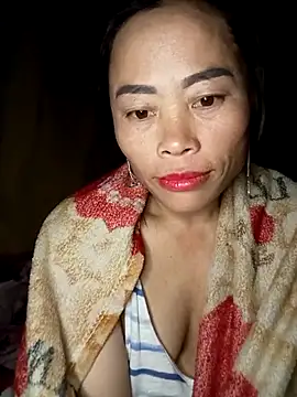 CoMay003 online show from January 18, 2026, 1:20 am