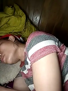 CoMay003 online show from February 14, 2026, 9:17 am