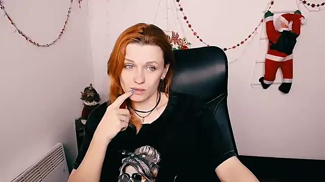 Snapshot of PeppyMia chatting on January 7, 2026, 8:06 am PeppyMia online show from January 7, 2026, 8:06 am