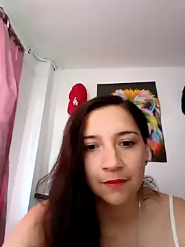 Agatha bellucci  online show from October 5, 2025, 10:07 pm