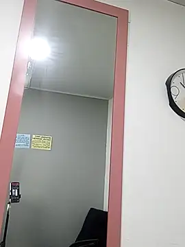 Snapshot of Nika_Hot chatting on September 14, 2025, 3:16 am Nika Hot online show from September 14, 2025, 3:16 am