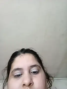 Snapshot of Ayma1983 chatting on September 15, 2025, 5:51 am Ayma1983 online show from September 15, 2025, 5:51 am