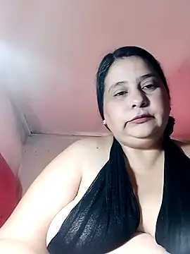 Snapshot of Ayma1983 chatting on November 13, 2025, 11:42 am Ayma1983 online show from November 13, 2025, 11:42 am