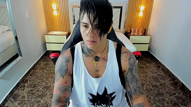 Snapshot of KAROLLJONES1 chatting on July 13, 2026, 7:16 pm KAROLLJONES1 online show from July 13, 2026, 7:16 pm