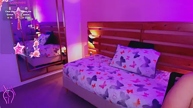 ambar lover online show from November 7, 2025, 7:36 pm