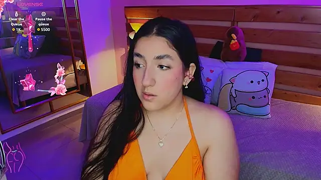 ambar lover online show from November 13, 2025, 8:19 pm