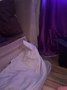 Snapshot of princesaliay chatting on October 8, 2025, 1:20 pm princesaliay online show from October 8, 2025, 1:20 pm