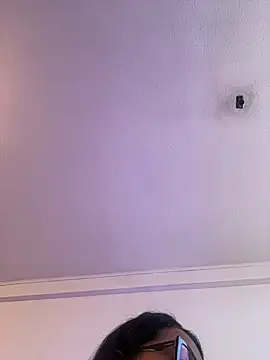 princesaliay online show from January 13, 2026, 10:42 am