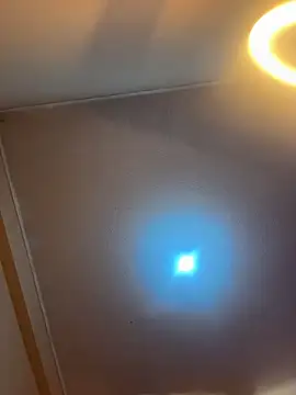 princesaliay online show from March 14, 2026, 11:37 am