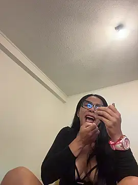 princesaliay online show from March 24, 2026, 10:53 am