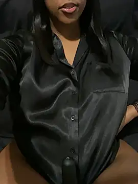 Sipsdoll online show from February 24, 2026, 6:33 am