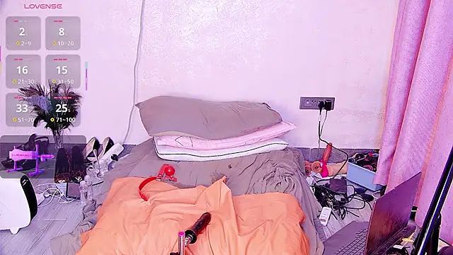 Solsken  online show from February 6, 2026, 7:34 am