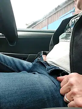 lynxman online show from October 2, 2025, 7:48 am