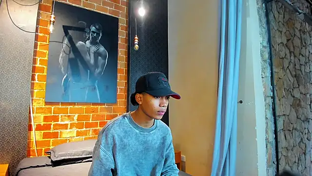 Snapshot of AlanCutee chatting on November 5, 2025, 11:43 am AlanCutee online show from November 5, 2025, 11:43 am