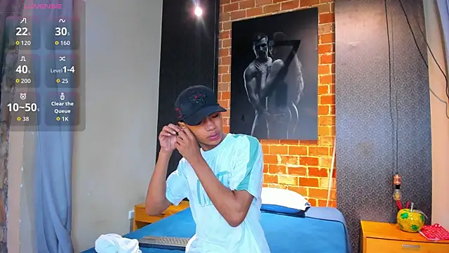 Snapshot of AlanCutee chatting on November 7, 2025, 11:32 am AlanCutee online show from November 7, 2025, 11:32 am