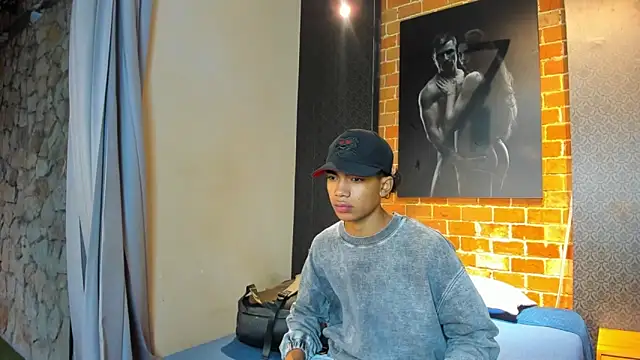 Snapshot of AlanCutee chatting on November 8, 2025, 11:32 am AlanCutee online show from November 8, 2025, 11:32 am