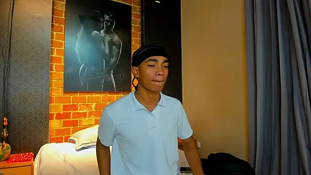 Snapshot of AlanCutee chatting on November 15, 2025, 11:18 am AlanCutee online show from November 15, 2025, 11:18 am