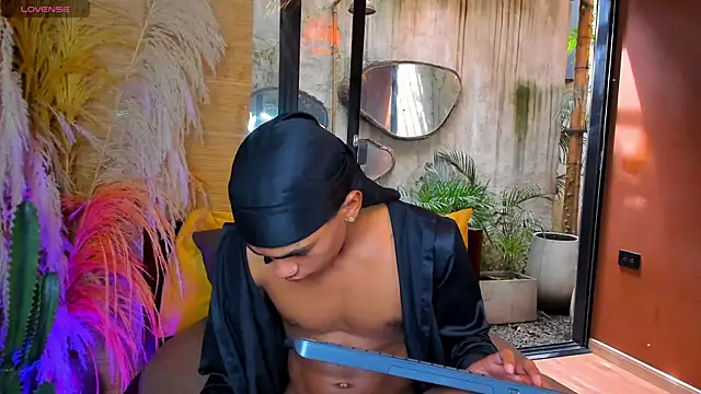 AlanCutee online show from January 5, 2026, 5:27 pm