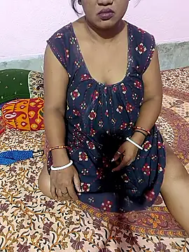 Snapshot of Cute-Swewty chatting on October 1, 2025, 1:39 pm Cute-Swewty online show from October 1, 2025, 1:39 pm