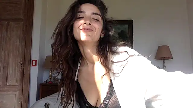 Snapshot of venuslibre chatting on September 29, 2025, 12:10 pm venuslibre online show from September 29, 2025, 12:10 pm