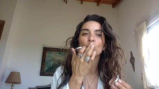 Snapshot of venuslibre chatting on April 17, 2026, 6:11 pm venuslibre online show from April 17, 2026, 6:11 pm