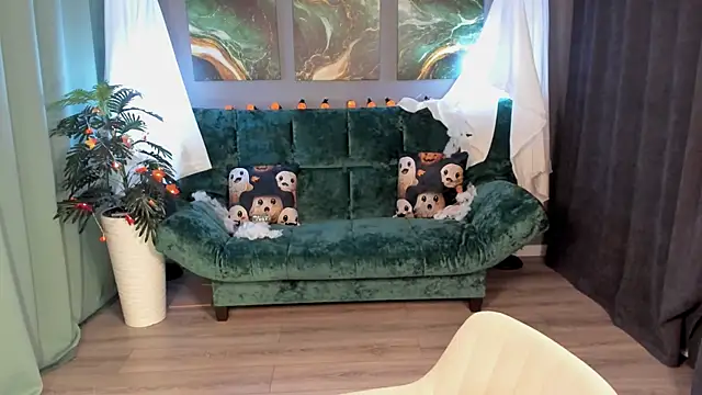 Snapshot of AnoraDark chatting on October 12, 2025, 7:24 pm AnoraDark online show from October 12, 2025, 7:24 pm