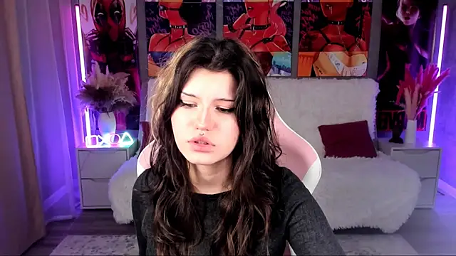 Snapshot of AnoraDark chatting on November 27, 2025, 12:40 pm AnoraDark online show from November 27, 2025, 12:40 pm