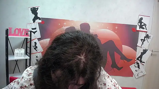 NeonilaLisova online show from November 28, 2025, 6:16 am