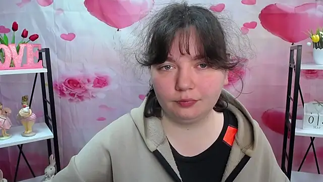 Snapshot of NeonilaLisova chatting on May 3, 2026, 5:13 am NeonilaLisova online show from May 3, 2026, 5:13 am