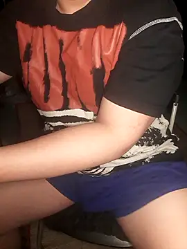 MinhTuan2002 online show from October 26, 2025, 12:27 am