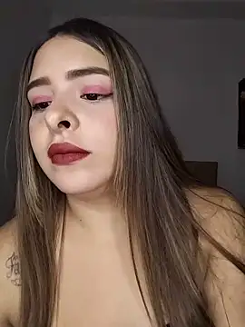 Snapshot of Nahomy_cm chatting on May 21, 2026, 3:57 am Nahomy cm online show from May 21, 2026, 3:57 am