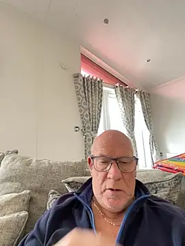 philefc online show from April 1, 2026, 10:49 am