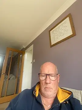 philefc online show from April 15, 2026, 12:12 pm