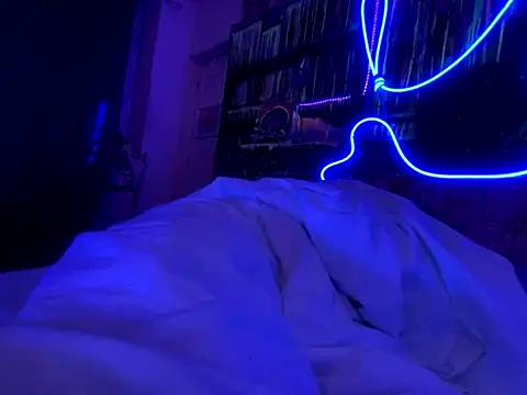 3615-ULLA online show from October 26, 2025, 5:30 pm