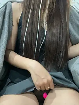   BabyShowPublic   online show from March 25, 2026, 5:19 pm