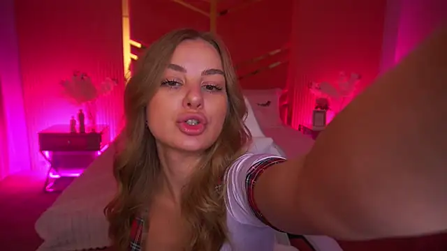 AngyyEyess online show from November 1, 2025, 12:12 am