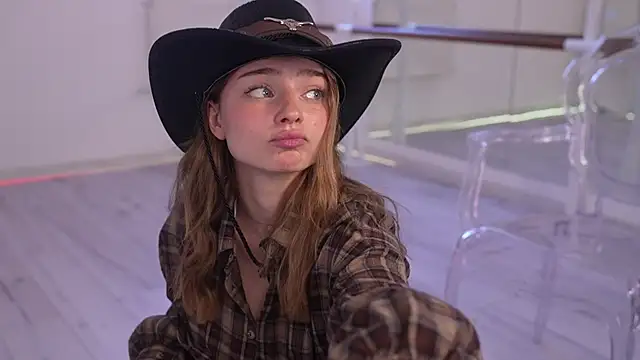  floret joy  online show from September 21, 2025, 11:56 am