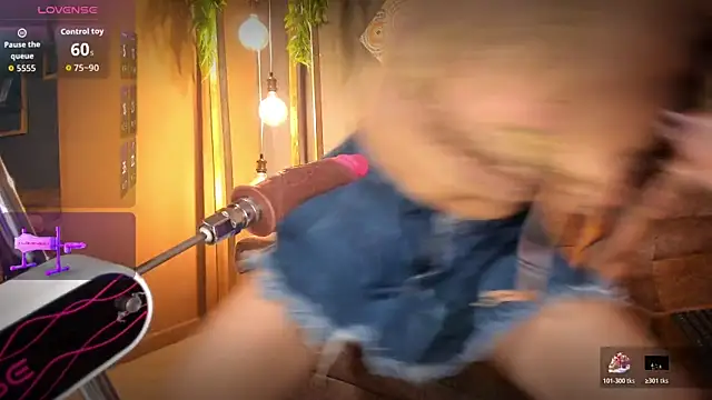 Snapshot of RACHELRUIZ chatting on October 30, 2025, 3:13 pm RACHELRUIZ online show from October 30, 2025, 3:13 pm