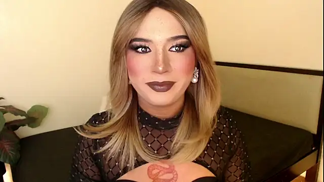 mslilly croft online show from December 19, 2025, 4:14 pm