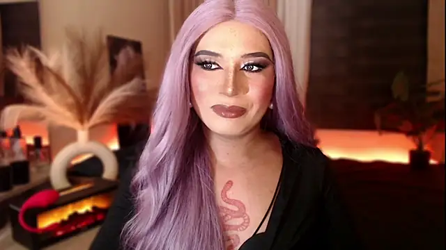 mslilly croft online show from February 16, 2026, 4:47 pm