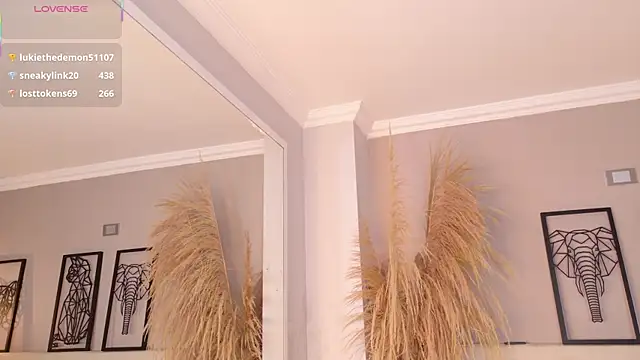 Snapshot of amy_miller1 chatting on November 19, 2025, 8:09 pm amy miller1 online show from November 19, 2025, 8:09 pm