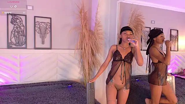 Snapshot of amy_miller1 chatting on November 24, 2025, 8:30 pm amy miller1 online show from November 24, 2025, 8:30 pm