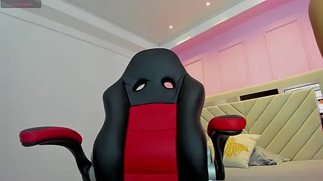 ALISSON BARKER online show from November 1, 2025, 12:18 pm